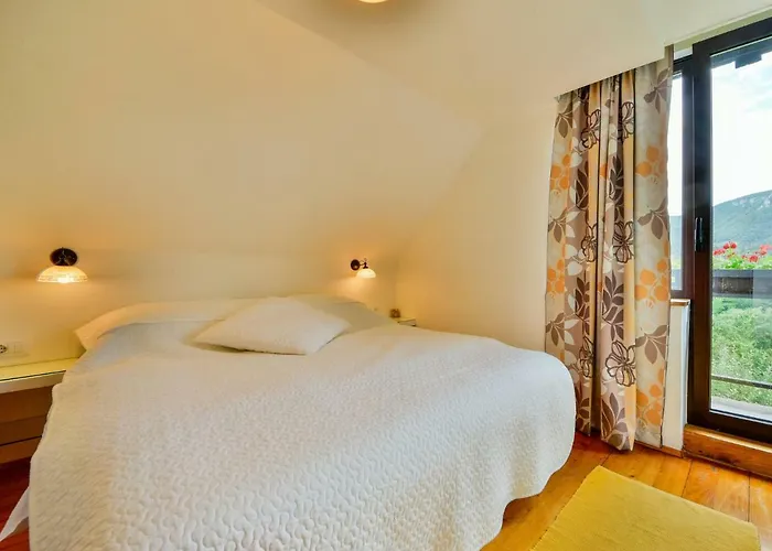 Bozica By Interhome * Brod na Kupi